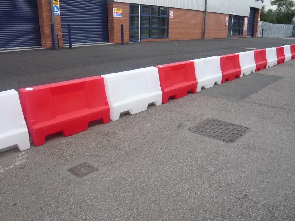 Water Filled Plastic Barriers